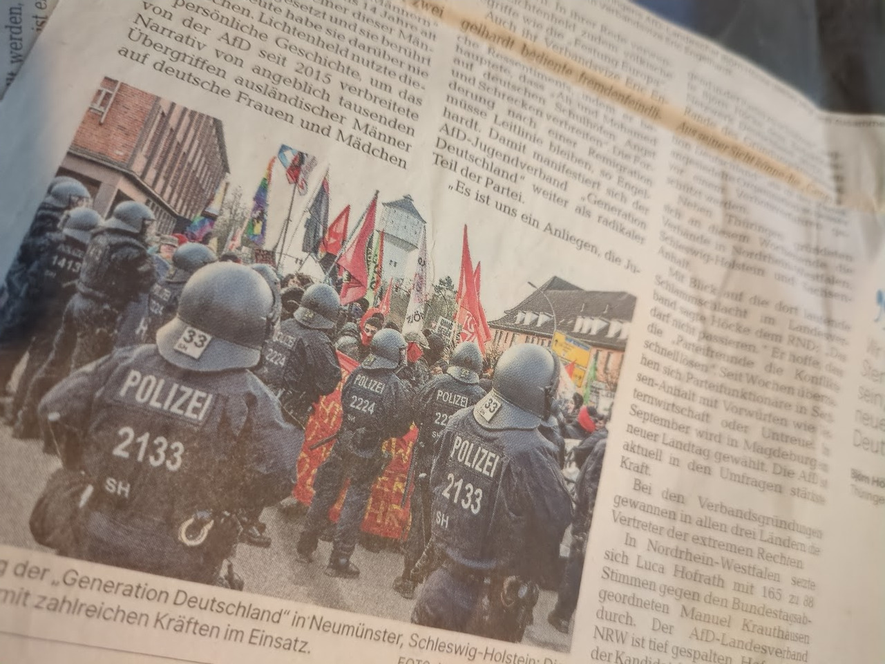 Polizeieinsatz bei Versammlung - Detailaufnahme